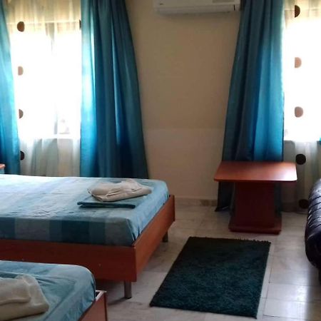 Iglika Hotel Yambol Room photo